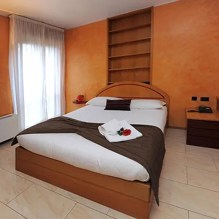 Aparthotel Cp 3*