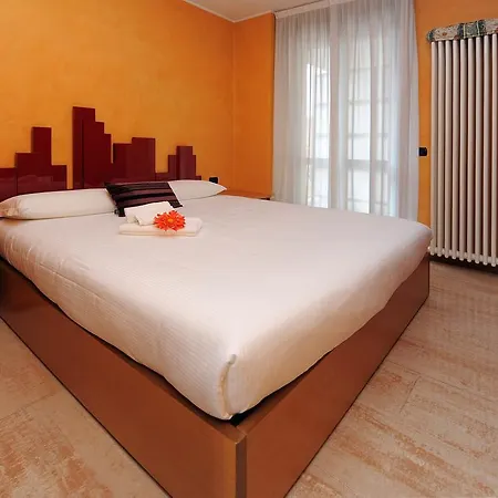 Cp Aparthotel 3*